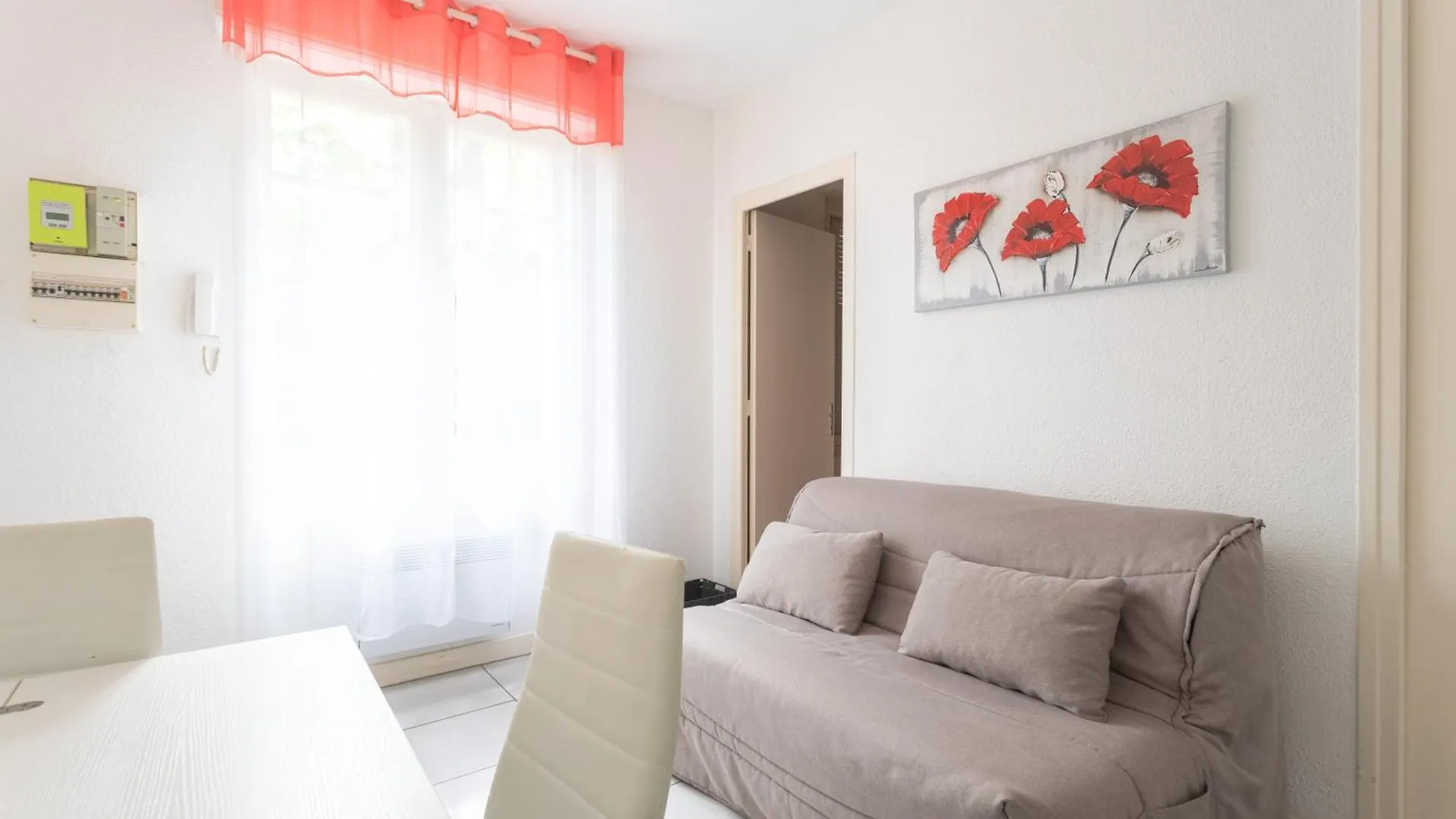 Beau Rez De Jardin Apartamento Lourdes 0*,